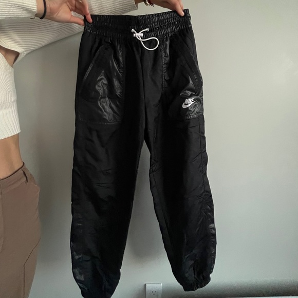 Black Nike nylon joggers - Picture 1 of 2